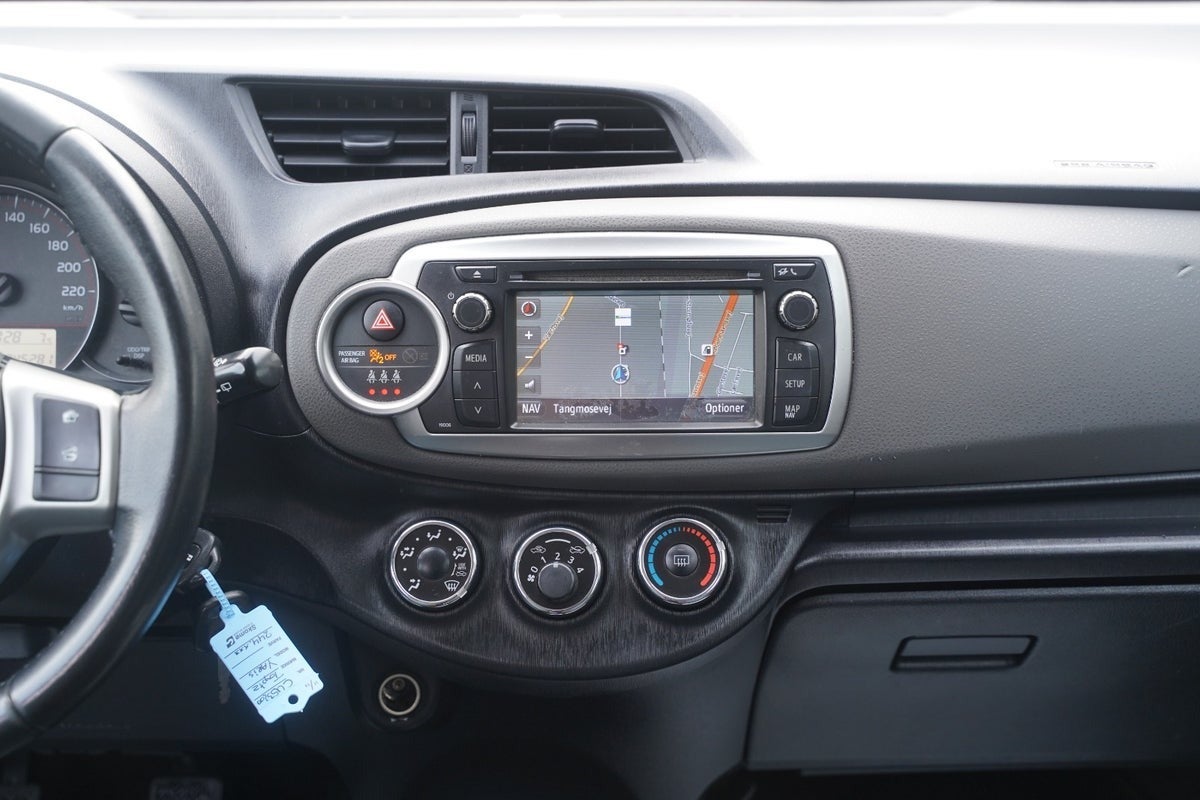 Billede af Toyota Yaris 1,3 VVT-i T2