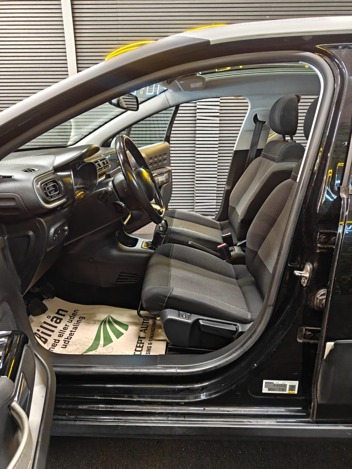 Billede af Citroën C3 Aircross 1,6 BlueHDi 100 BlackLine