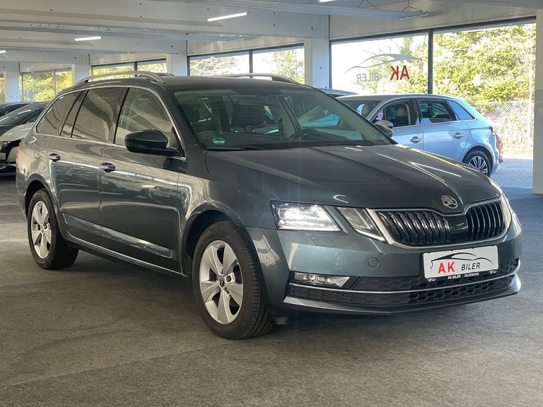 Skoda Octavia TDi 115 Business Line Combi DSG