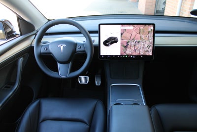 Tesla Model Y RWD