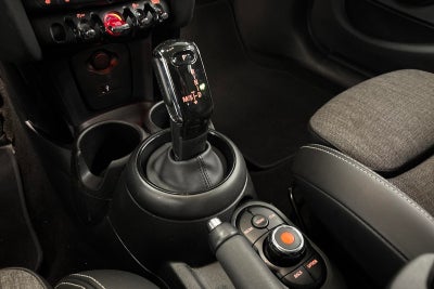 MINI Cooper Essential aut.