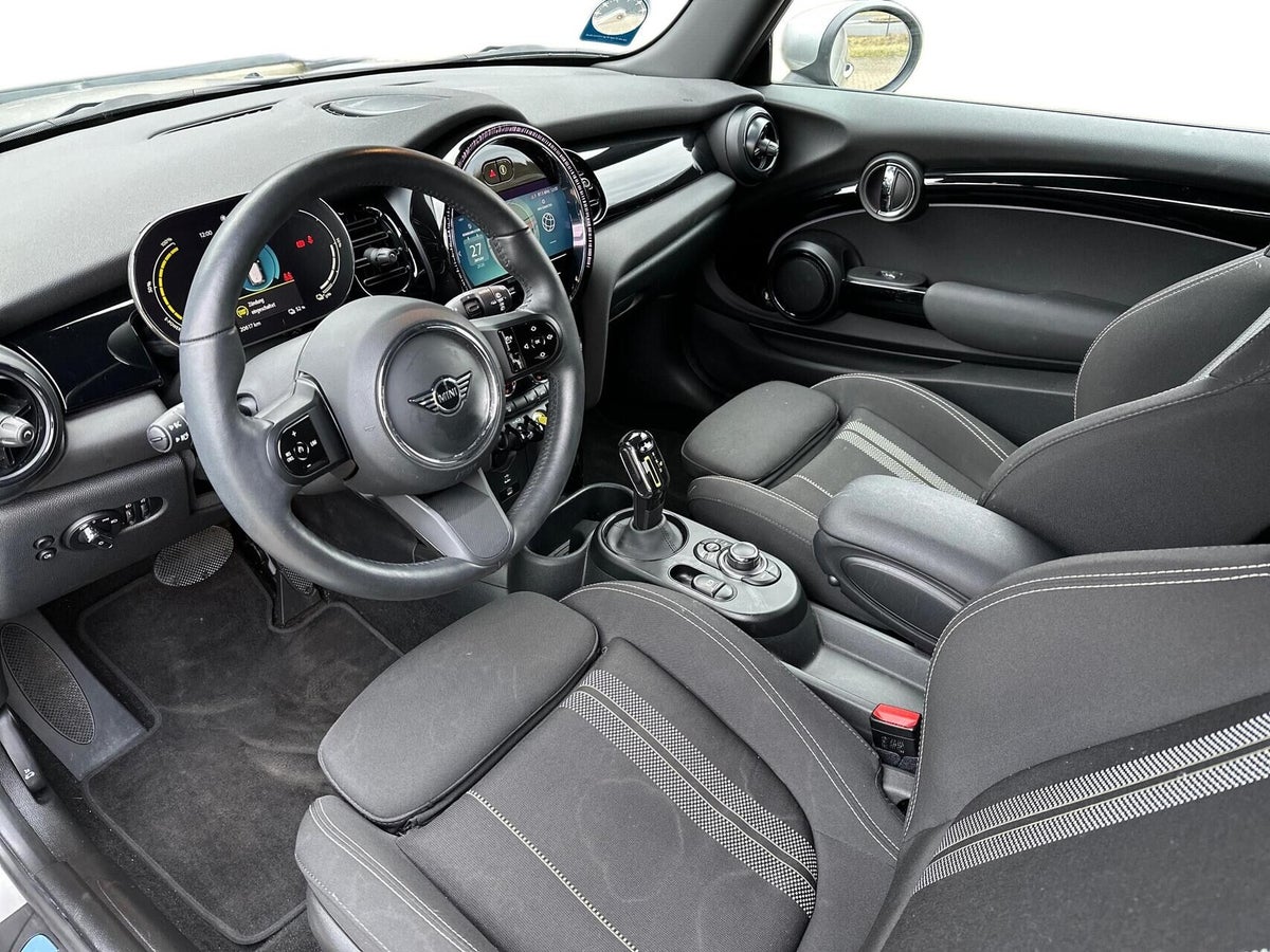 MINI Cooper SE Classic Trim billede 4