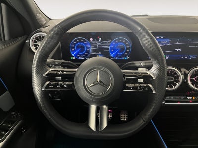 Mercedes EQA250 AMG Line Van