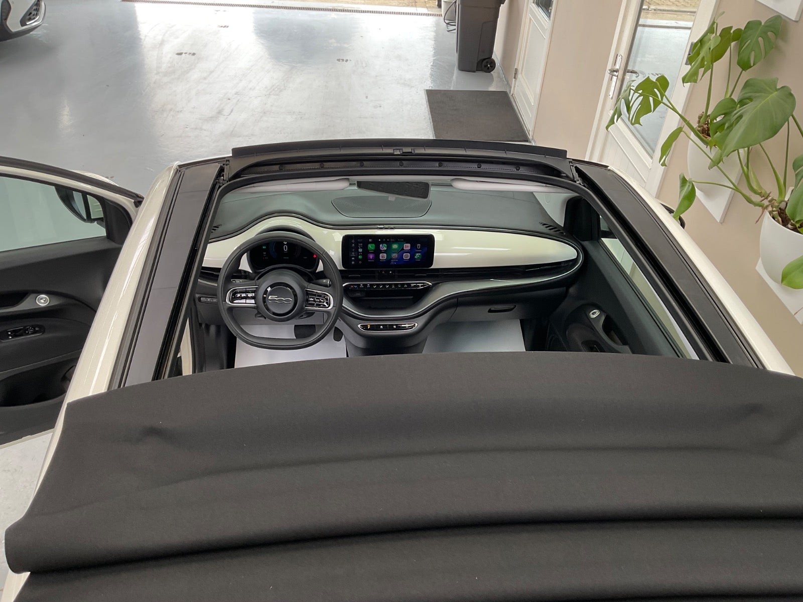 Fiat 500e 42 Icon Cabrio 2d - 6