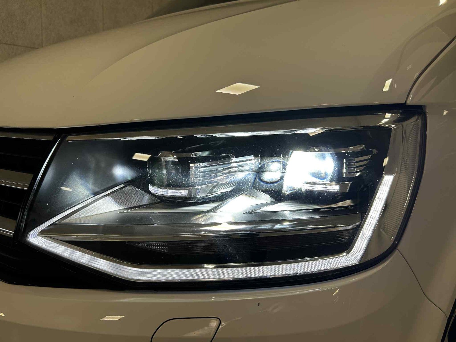 Billede af VW Transporter 2,0 TDi 150 Kassevogn DSG kort