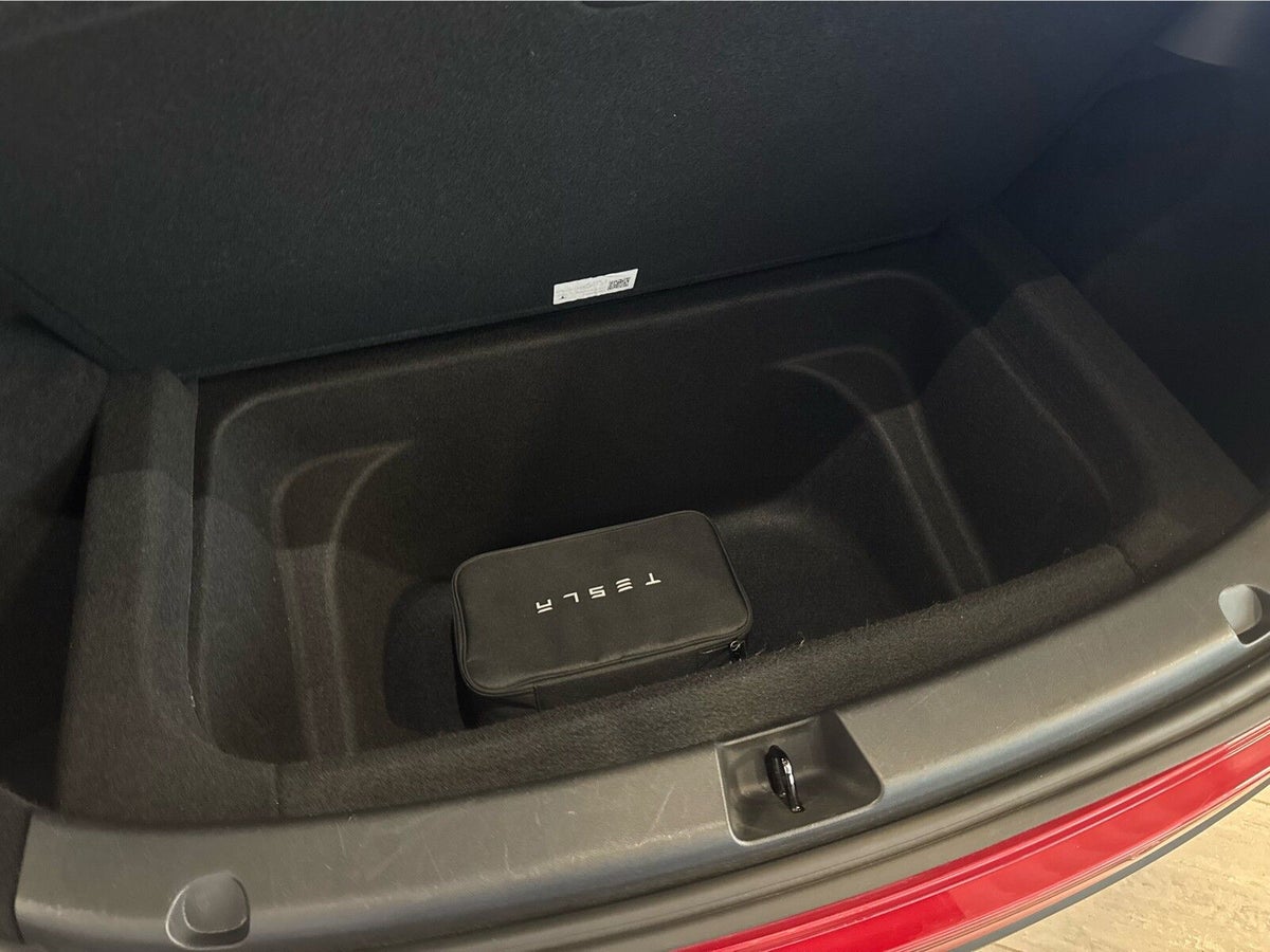 Tesla Model Y Long Range AWD billede 18