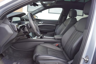 Audi e-tron S-line quattro