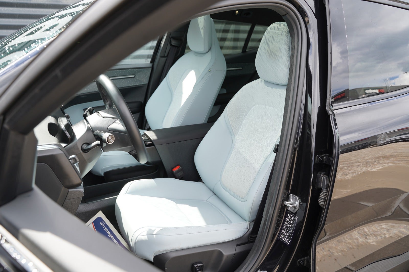 Billede af Volvo EX30  Extended Range Ultra