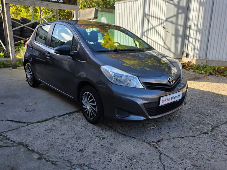 Toyota Yaris VVT-i T2