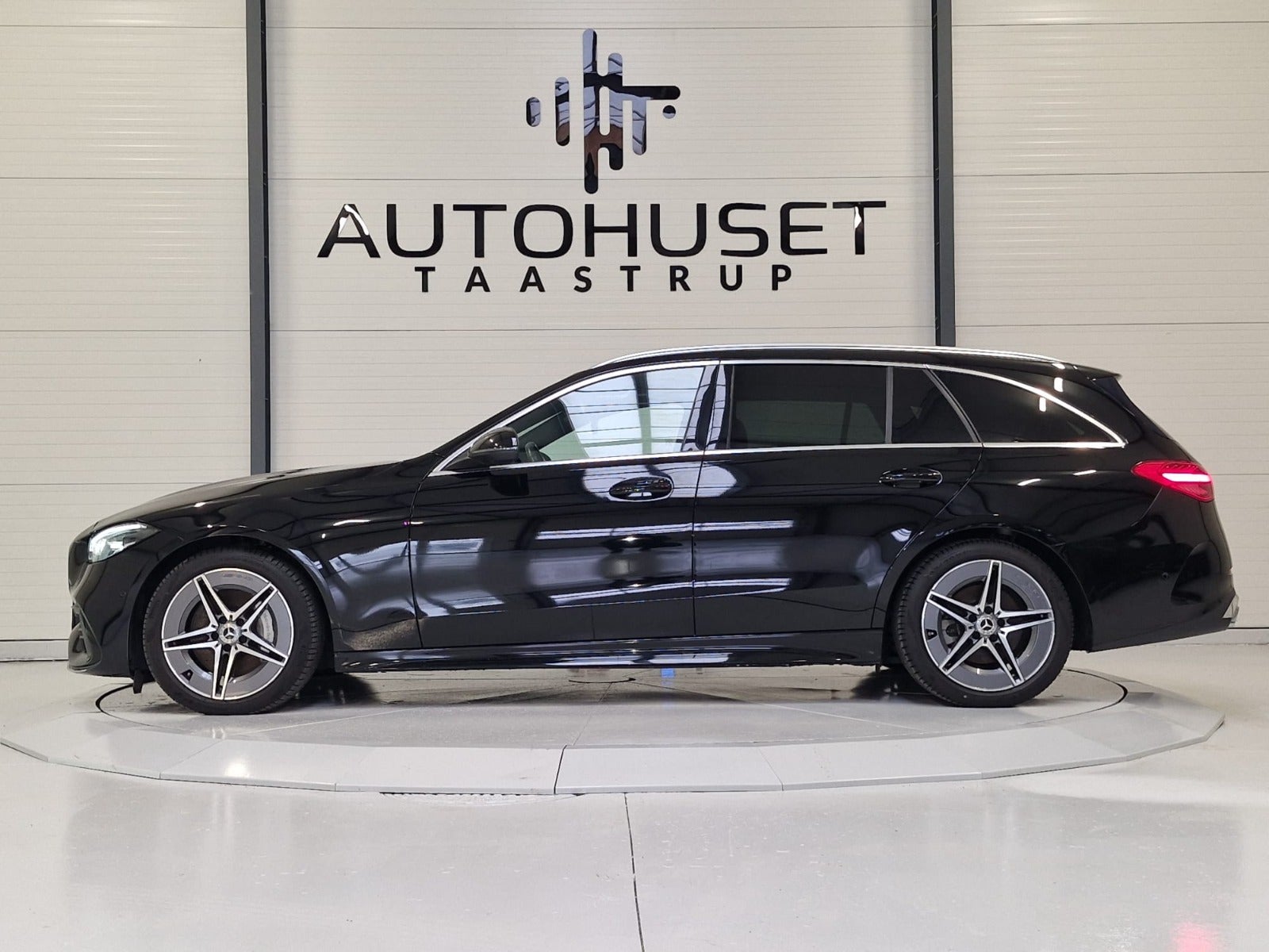 Billede af Mercedes C220 d 2,0 AMG Line stc. aut.