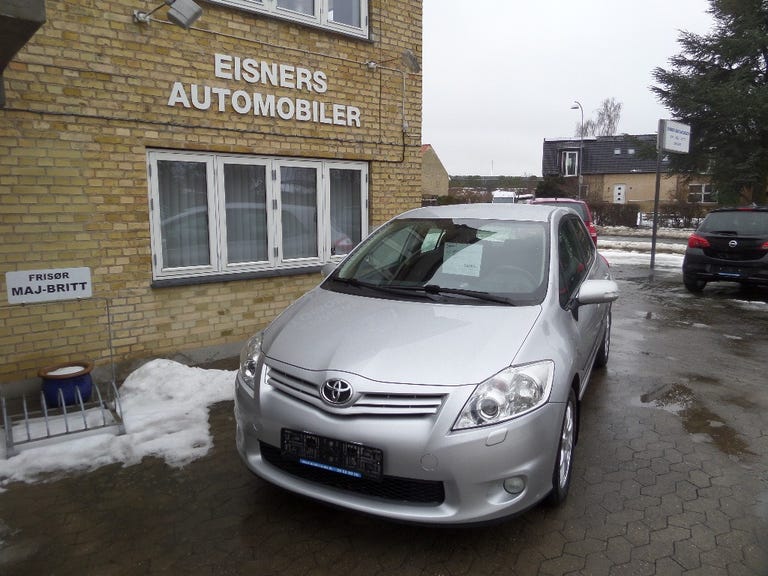 Toyota Auris T2