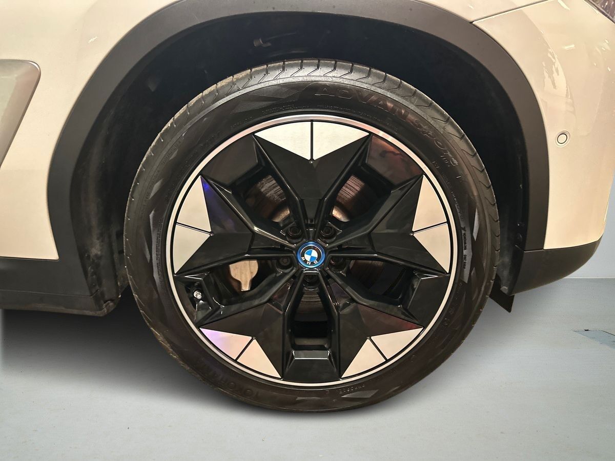 BMW iX3 Charged Plus billede 6