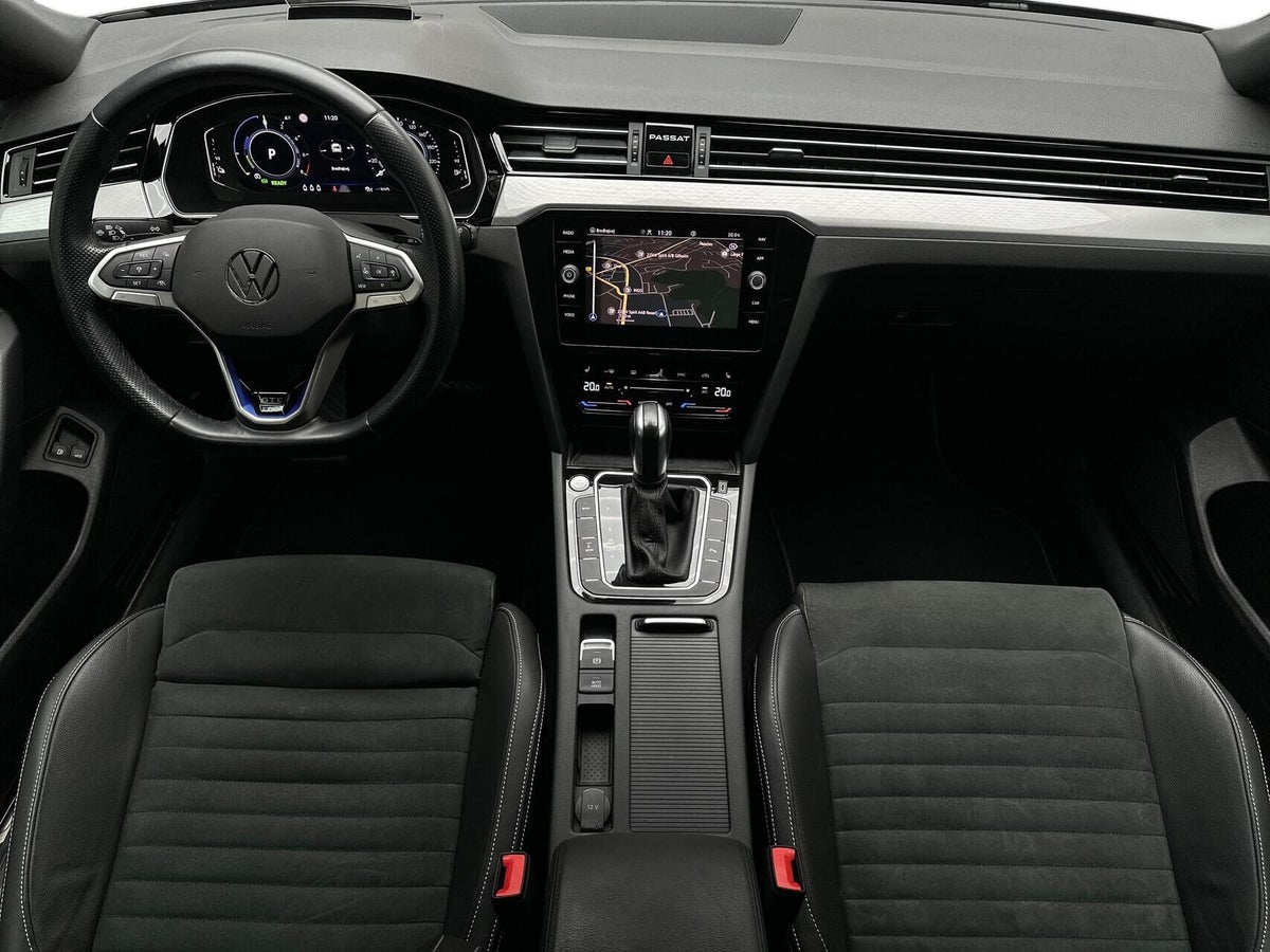 VW Passat GTE High Variant DSG billede 4