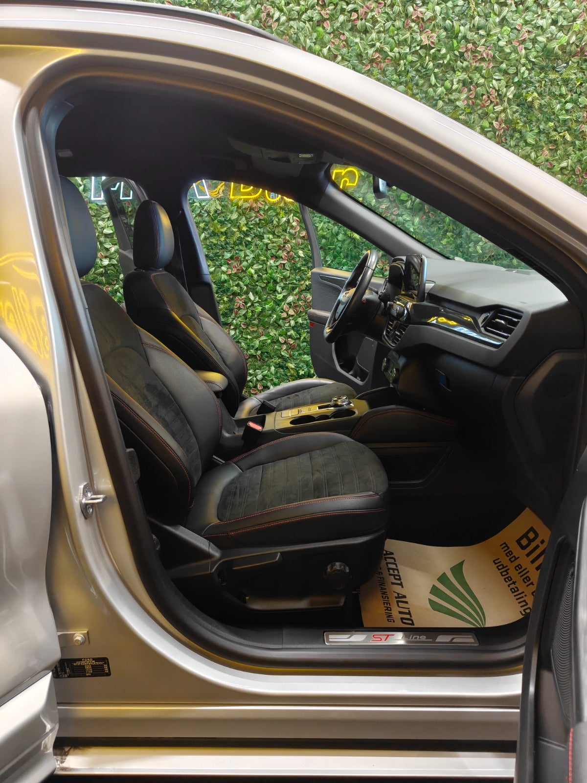 Billede af Ford Kuga 2,5 PHEV ST-Line CVT