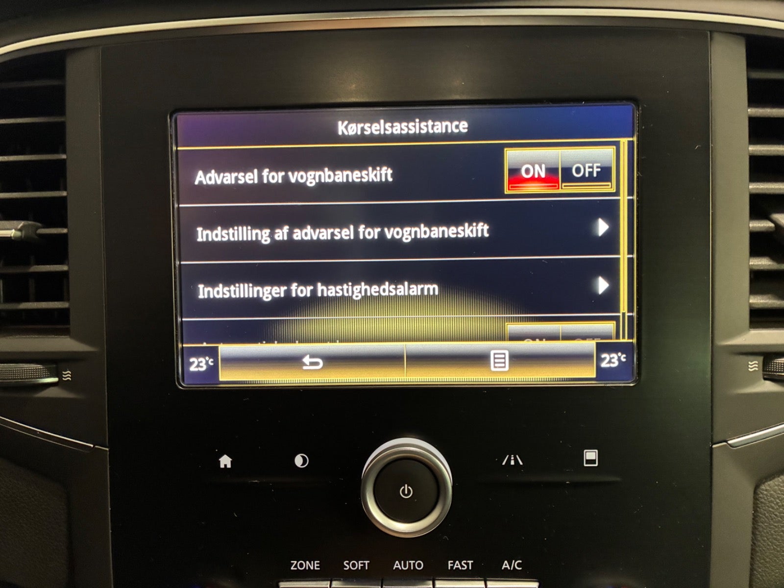 Billede af Renault Megane IV 1,2 TCe 130 Zen Sport Tourer