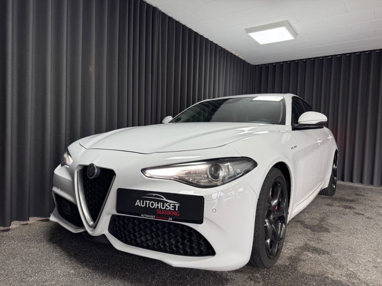 Alfa Romeo Giulia T 280 Veloce aut. Q4