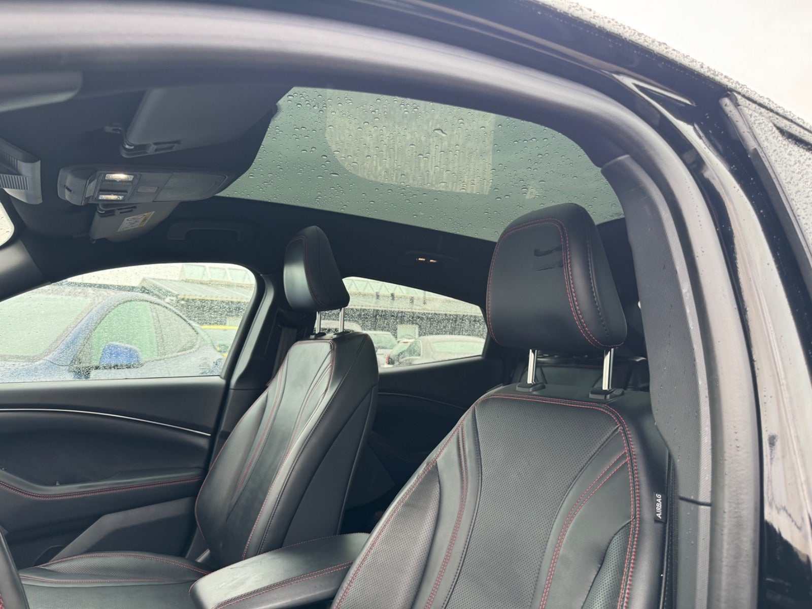 Billede af Ford Mustang Mach-E 73 Premium Standard Range AWD