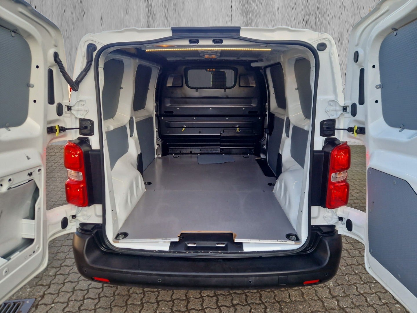 Billede af Citroën Jumpy 2,0 BlueHDi 122 L2 FleetLine