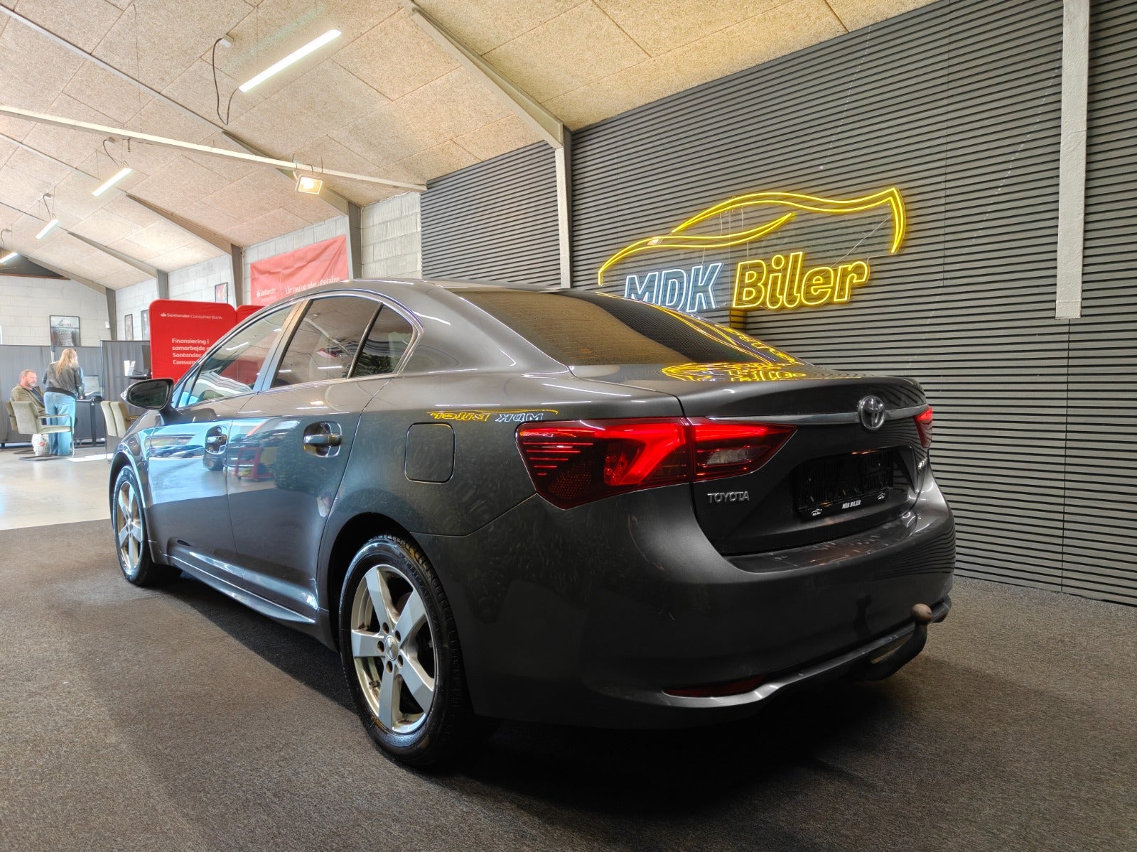 Billede af Toyota Avensis 1,6 VVT-i T1
