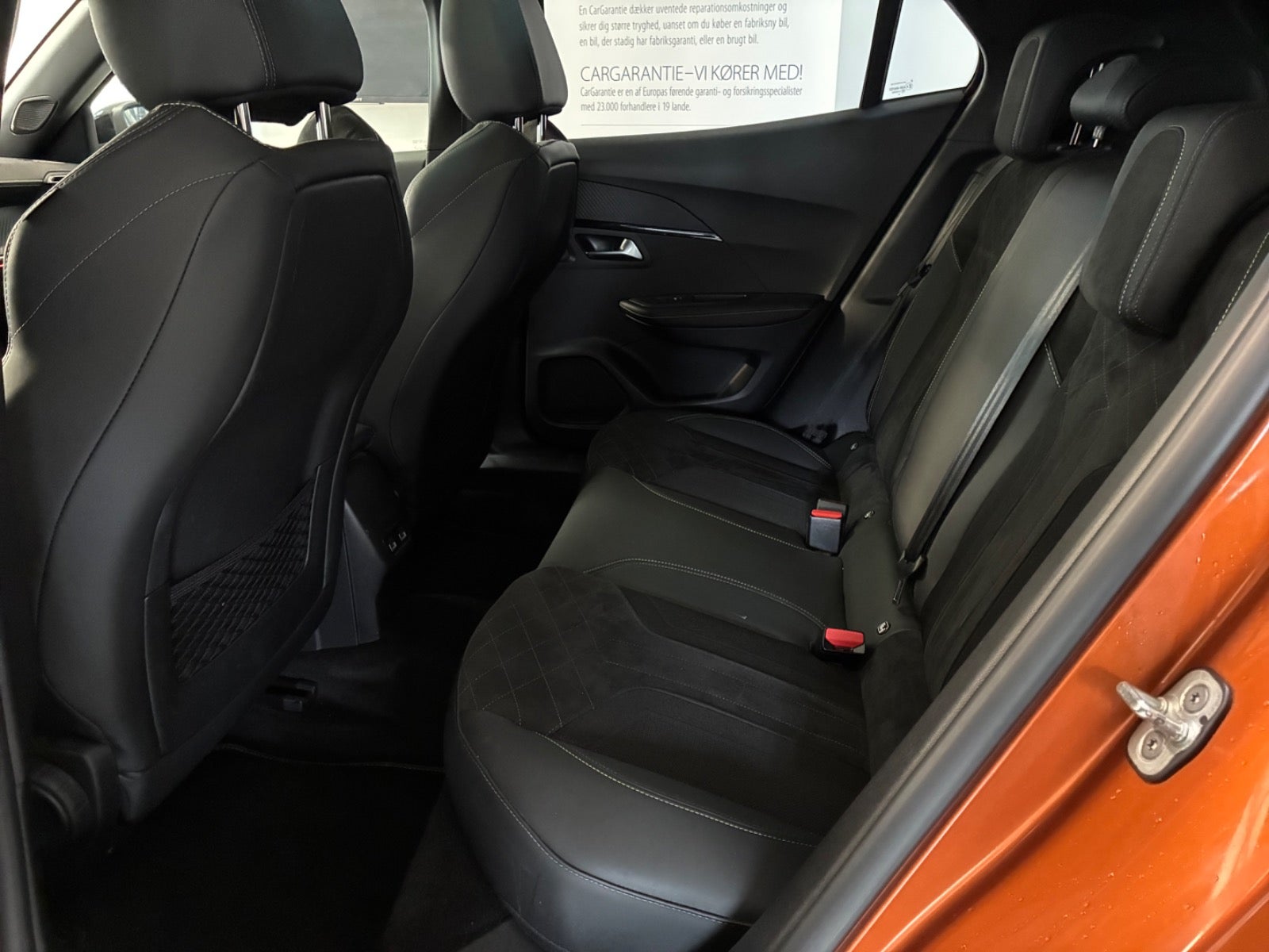 Billede af Peugeot e-2008 50 GT Sky