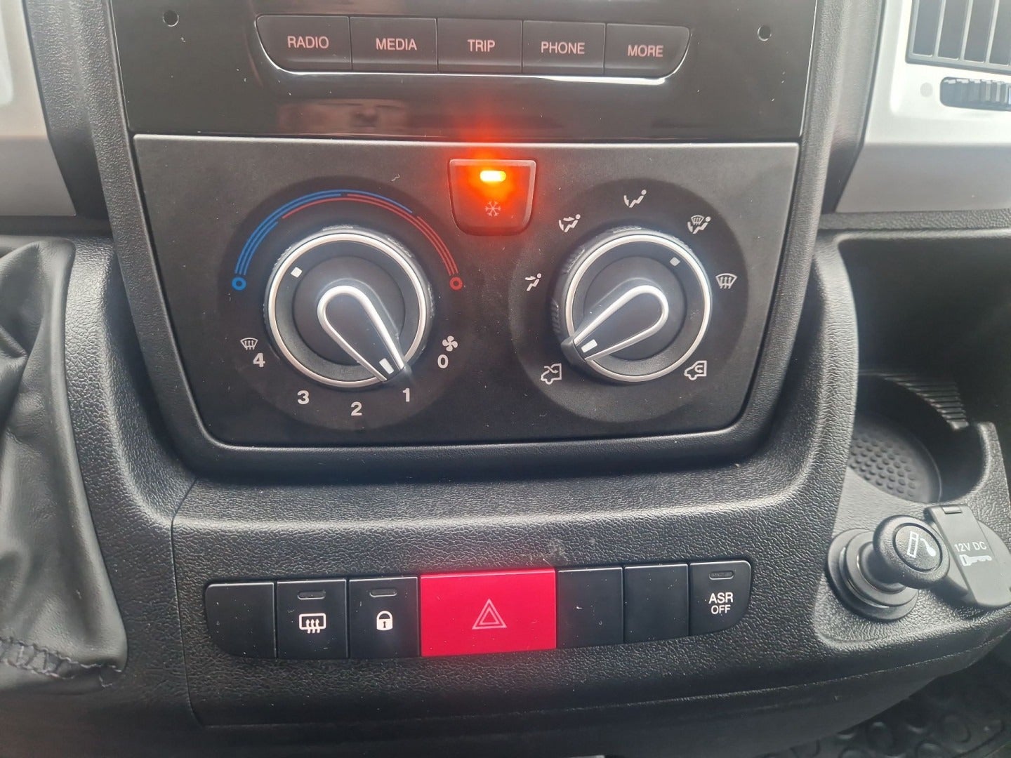 Billede af Renault Master IV T33 2,3 dCi 135 L2H2 Kassevogn