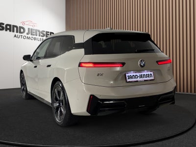 BMW iX xDrive60 Fully Charged
