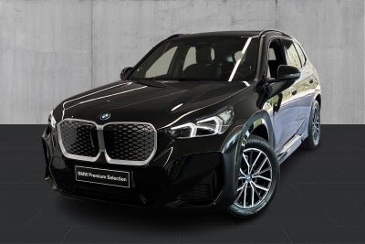 BMW iX1 xDrive30 M-Sport 2025
