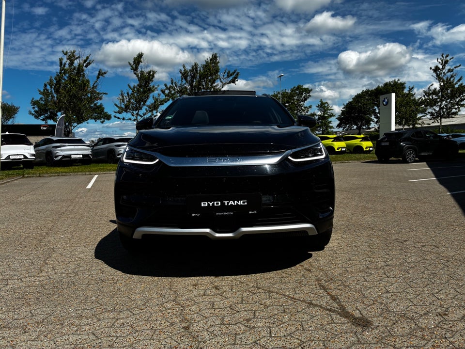 BYD Tang 109,0 Flagship AWD 7prs 2024