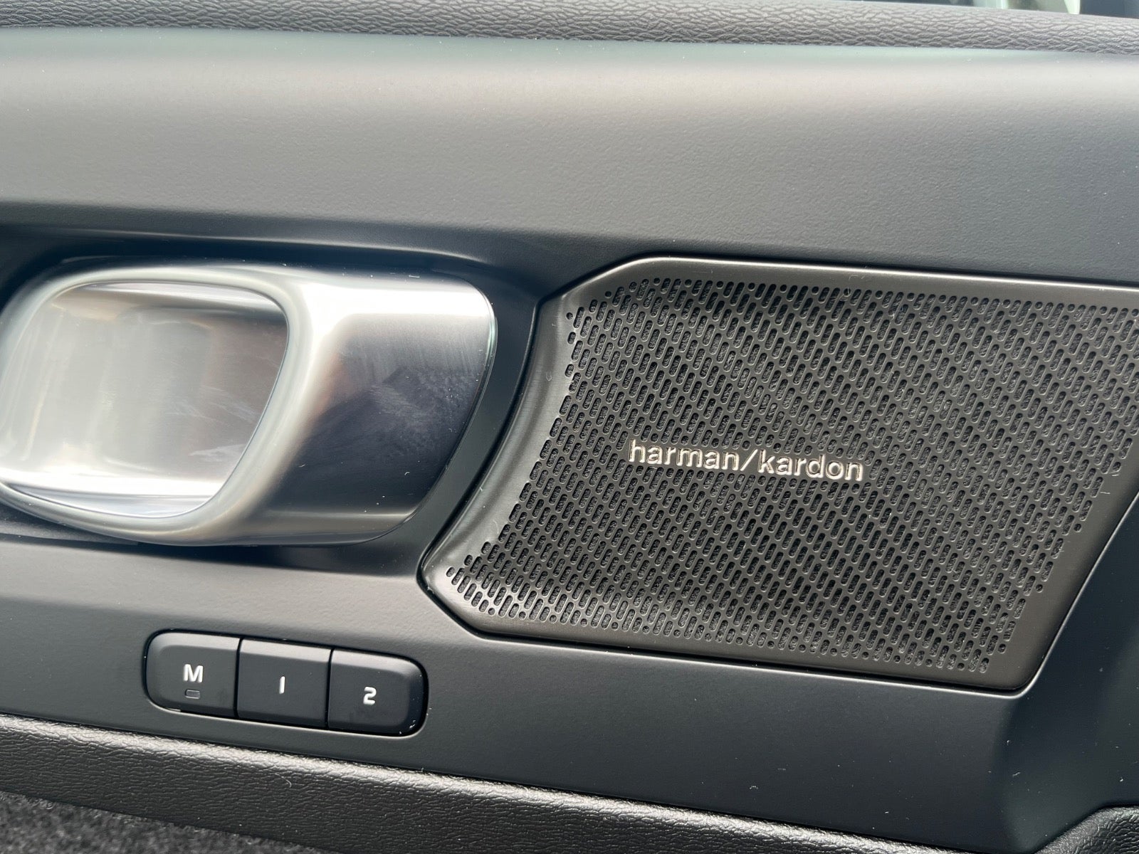 Billede af Volvo EX40 Extended Range Black Edition