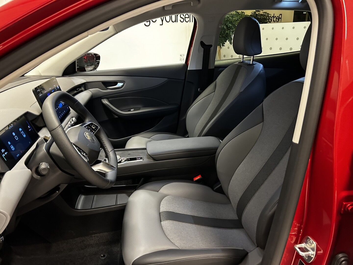 MG MGS5 Luxury