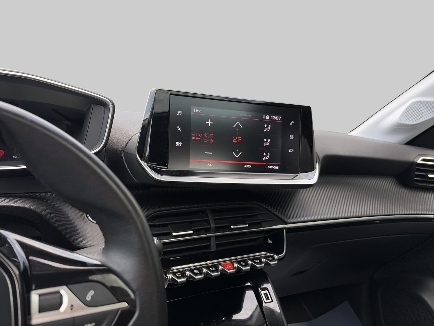 Billede af Peugeot 208 1,2 PureTech 100 Allure Sky