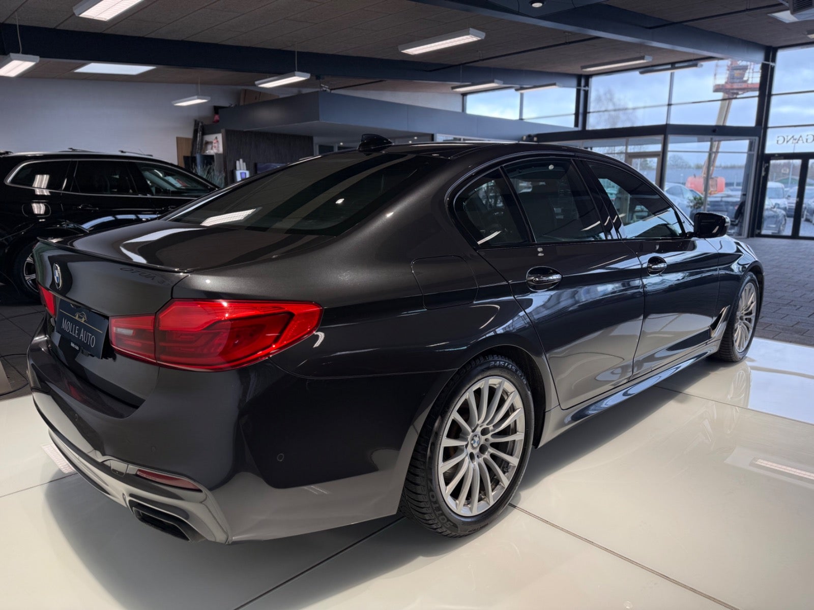 Billede af BMW M550i 4,4 xDrive aut.