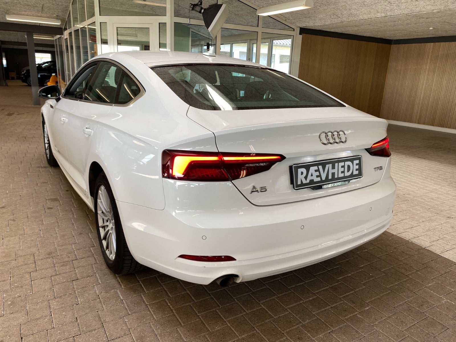 Audi A5 TFSi 150 Sportback S-tr. – 4