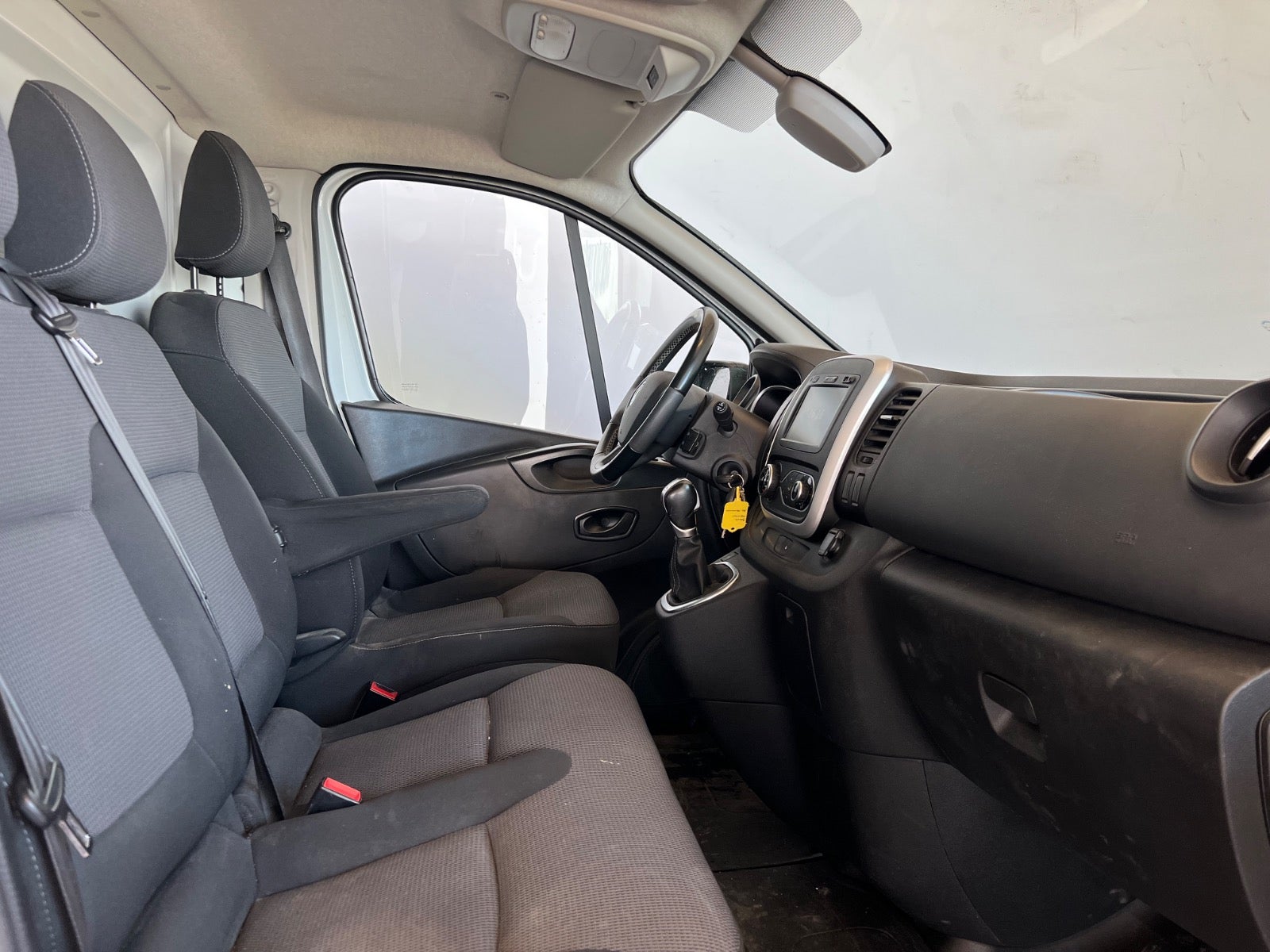 Renault Trafic T29 dCi 145 L2H1 EDC