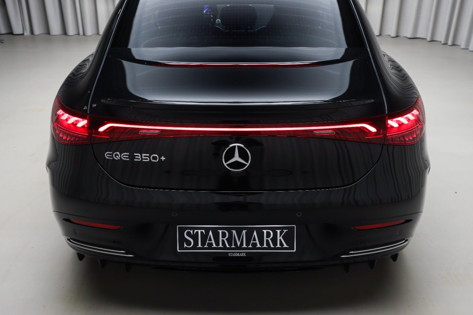Mercedes-Benz EQE 350+