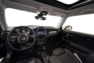 MINI Cooper SE Essential