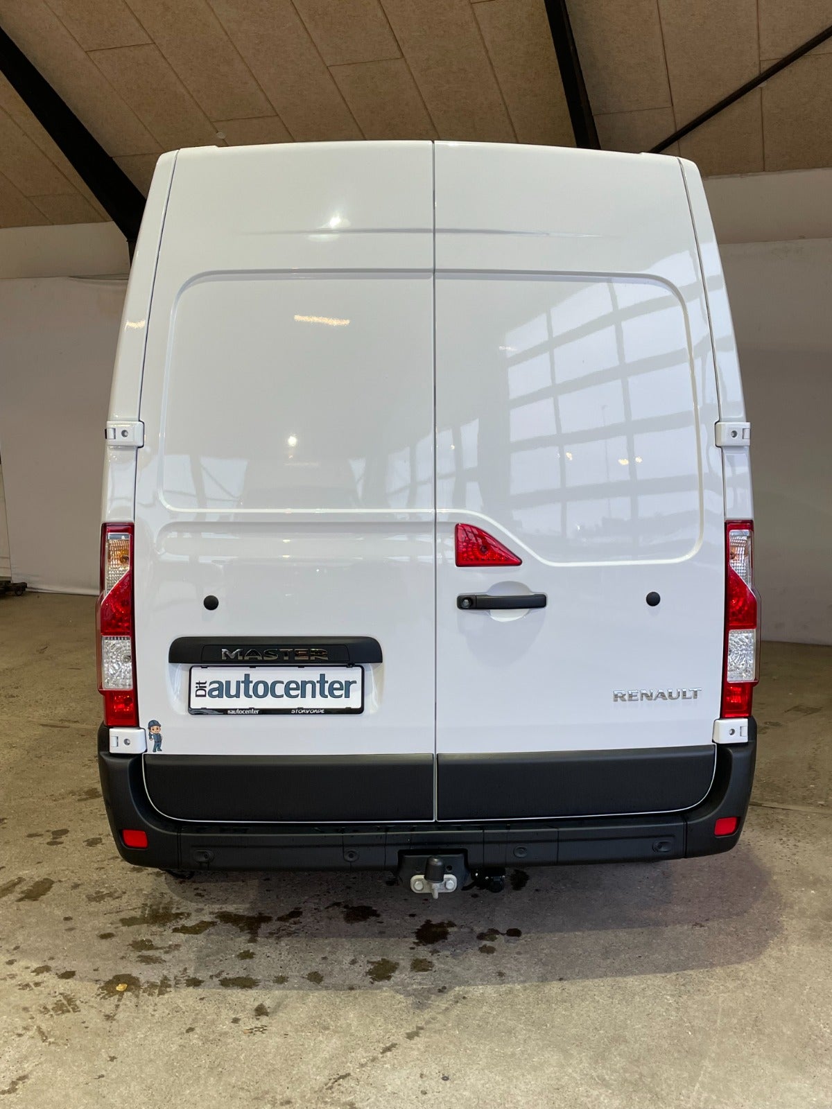 Renault Master IV T33 dCi 150 L2H2 Kassevogn Tekno