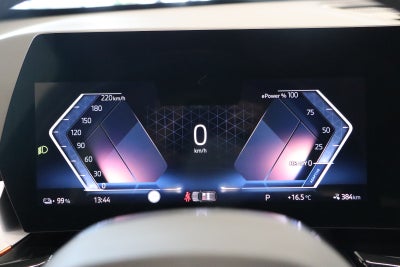 BMW iX1 xDrive30 X-Line