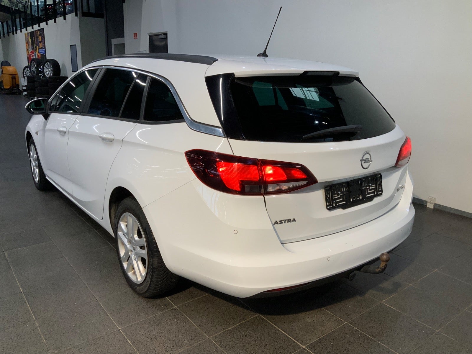 Opel Astra (4/8)