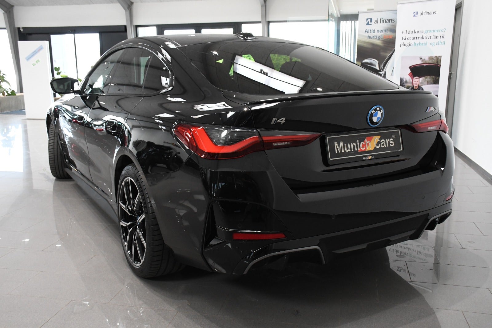 BMW i4 2023