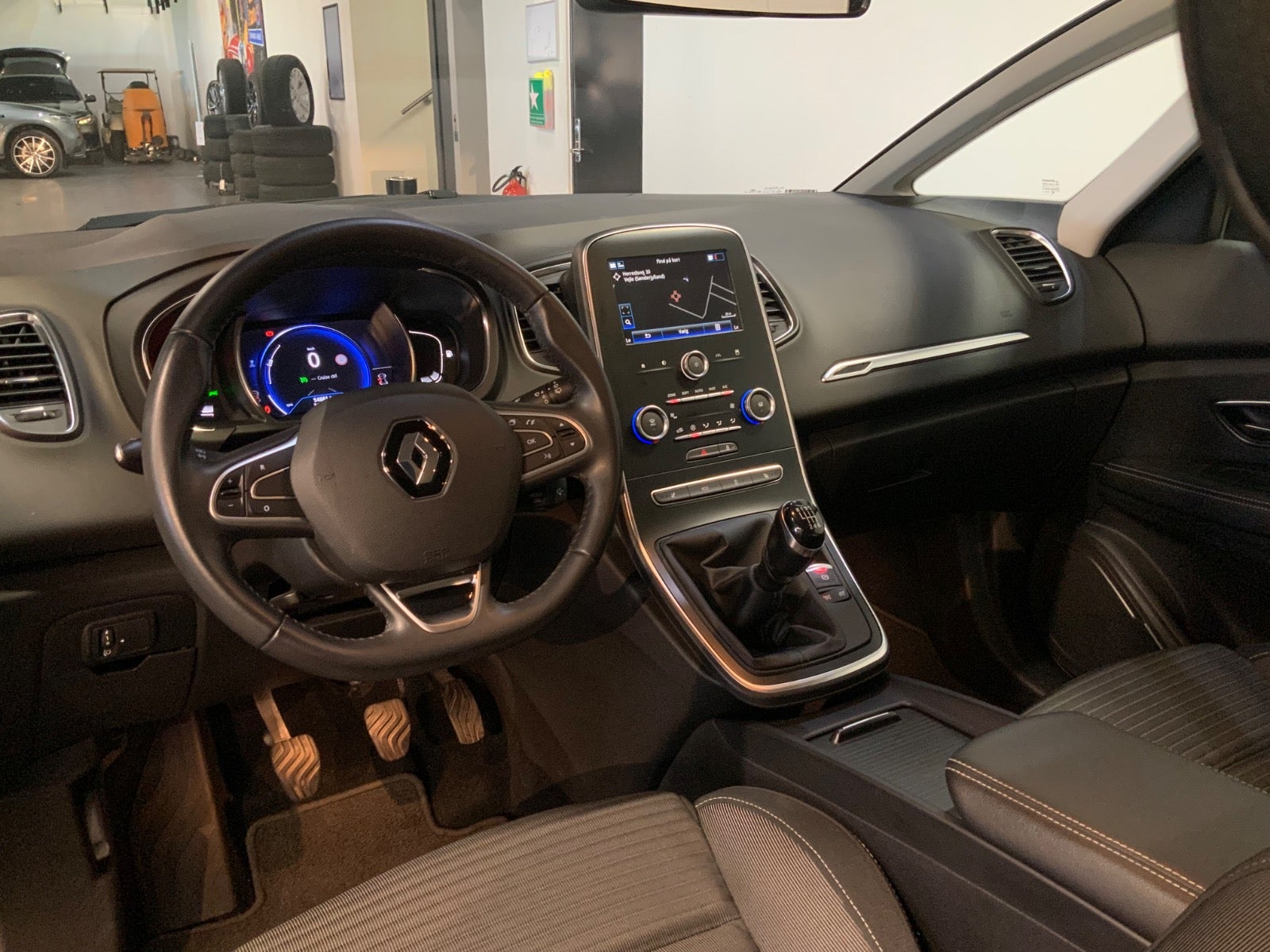 Renault Scenic IV (7/8)