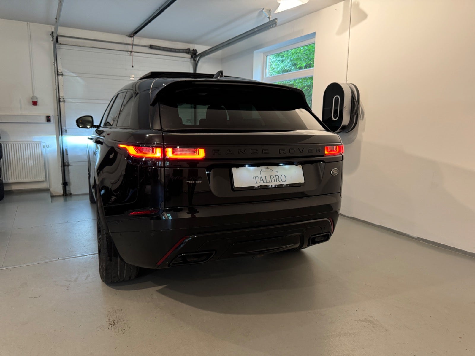 Land Rover – Range Rover Velar