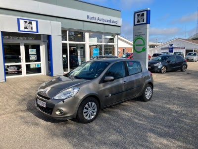Renault Clio III 1,2 16V Advantage 5d
