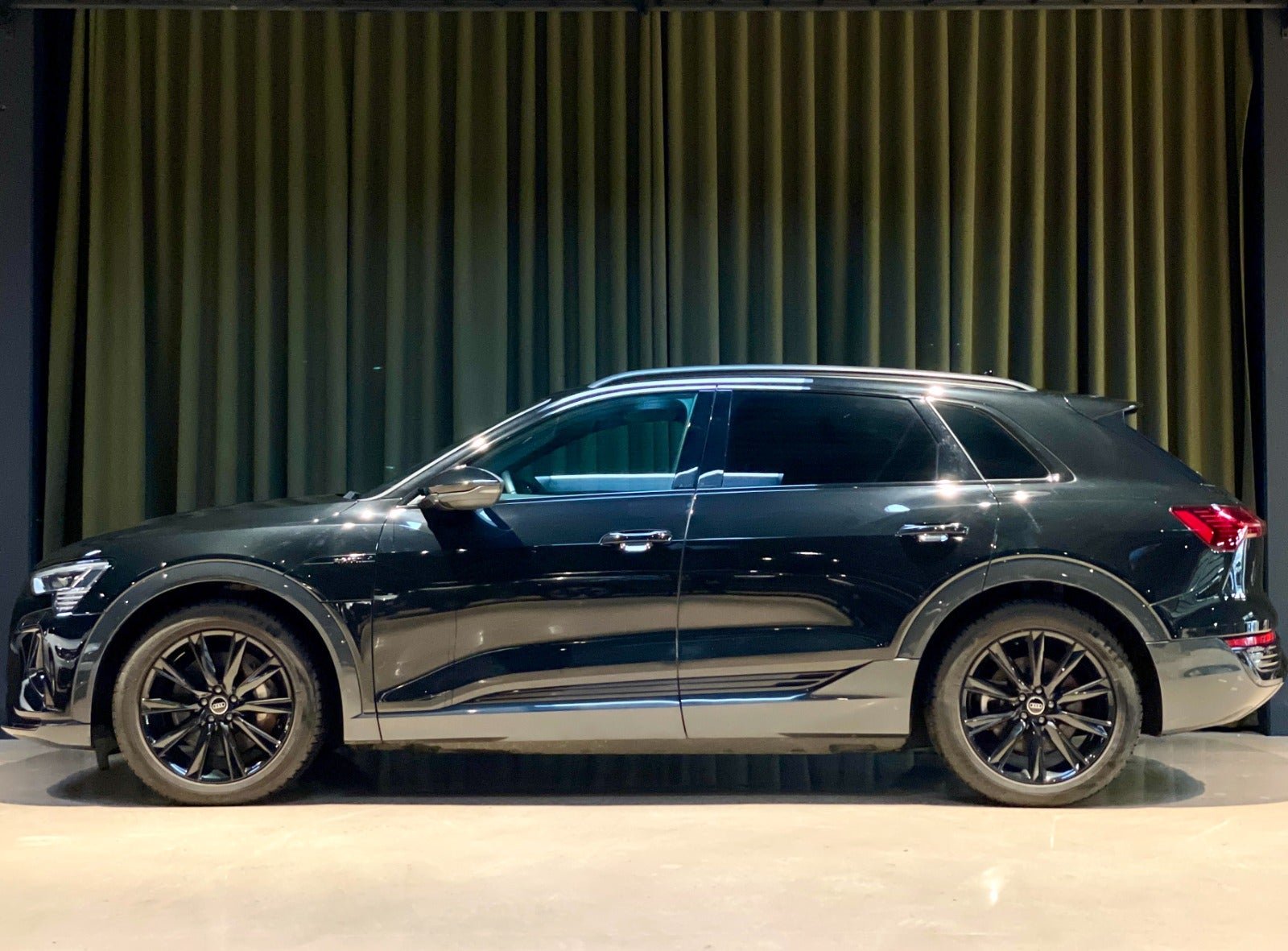 Billede af Audi Q8 e-tron 55 Prestige quattro