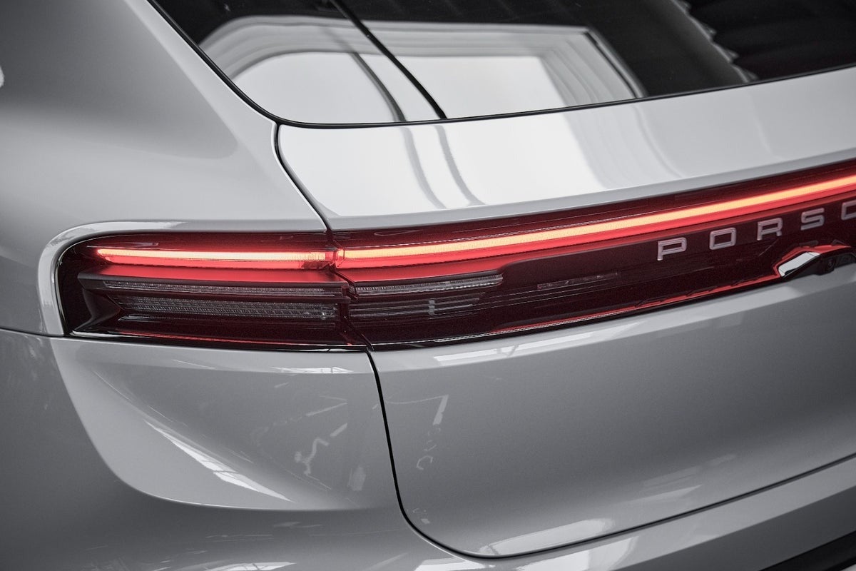 Gallery image 5 of 12