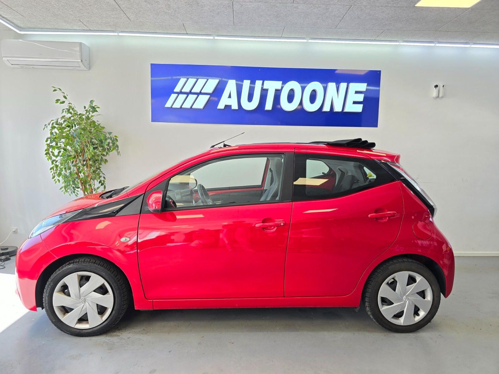 Billede af Toyota Aygo 1,0 VVT-i x-wave Sky