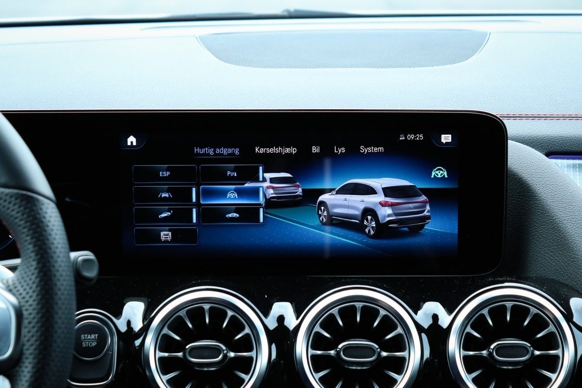 Billede af Mercedes EQA350  AMG Line 4Matic