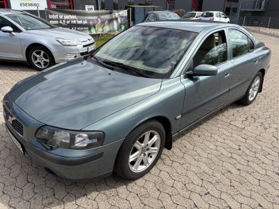 Volvo S60 2,4 140 4d