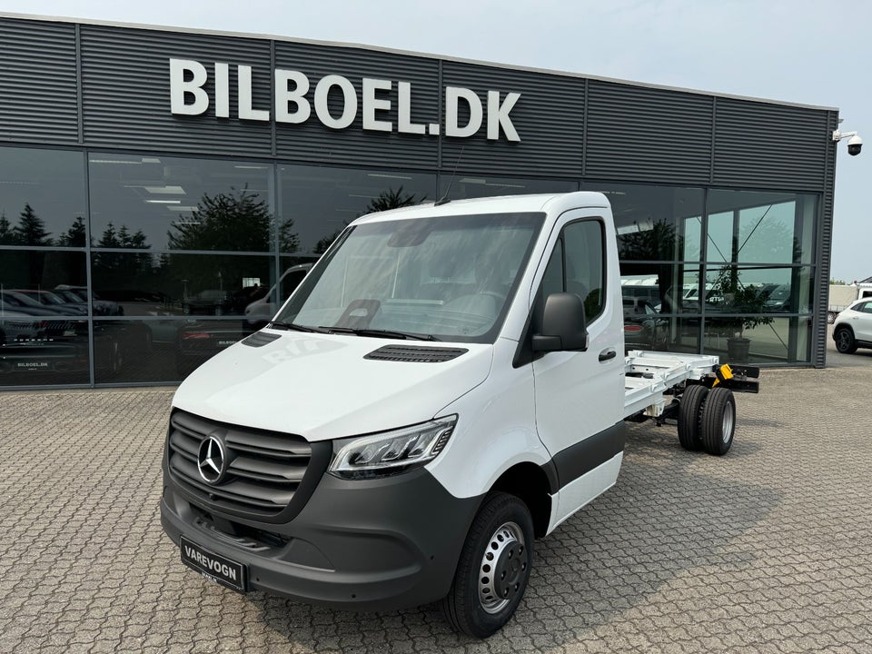 Mercedes Sprinter 517 CDi A3 Chassis aut. RWD