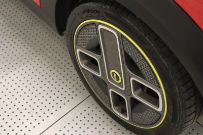 MINI Cooper SE Yours Trim